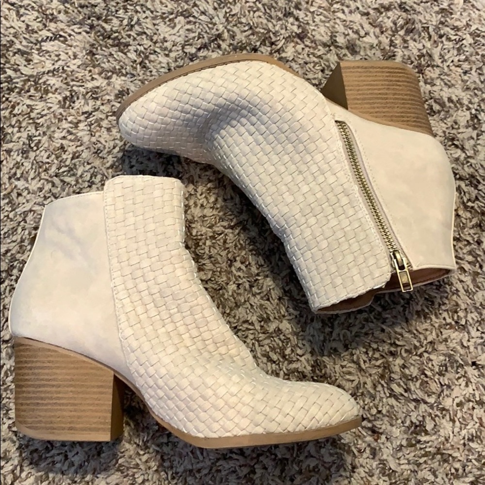 MAURICES HEELED BOOT